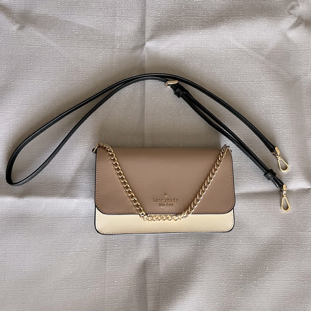 Crossbody purse